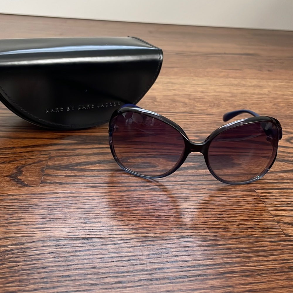 Marc by Marc Jacobs gradient lens sunglasses